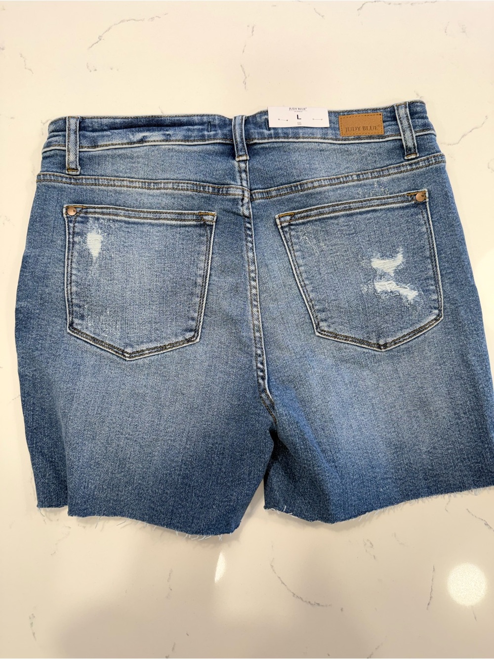 Judy Blue Size Large Blue Distressed High-Rise Denim Shorts - Picture 3 of 3